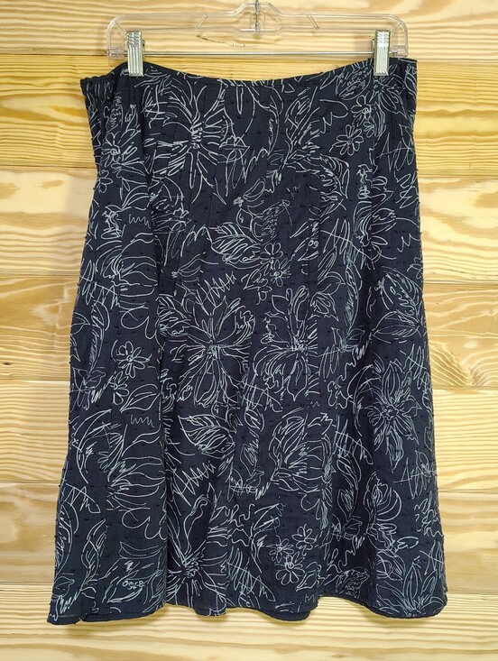 Christopher & Banks Dresses & Skirts - Christopher & Banks Blue White Floral A-Line Skirt Cotton 10 Lined Side Zip Chic
